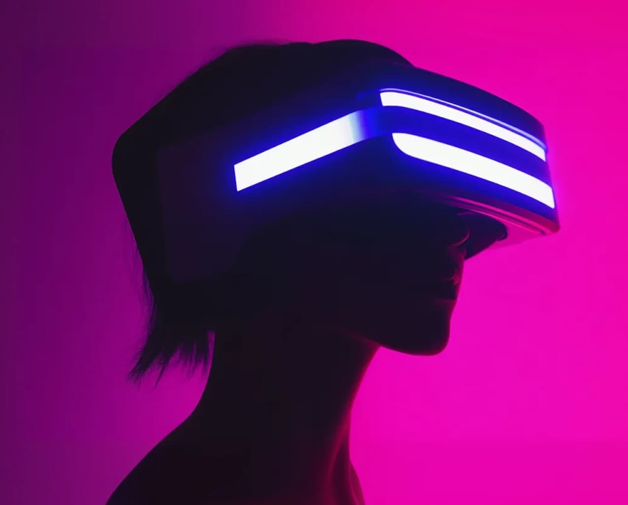 girl-with-vr-glasses